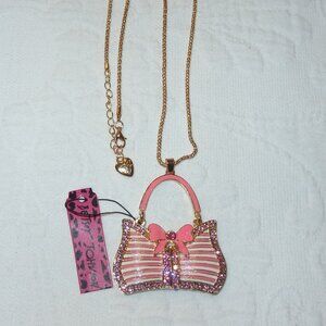 NWT Betsey Johnson Pink and White Enamel Purse Pendant On Long Gold Tone Chain